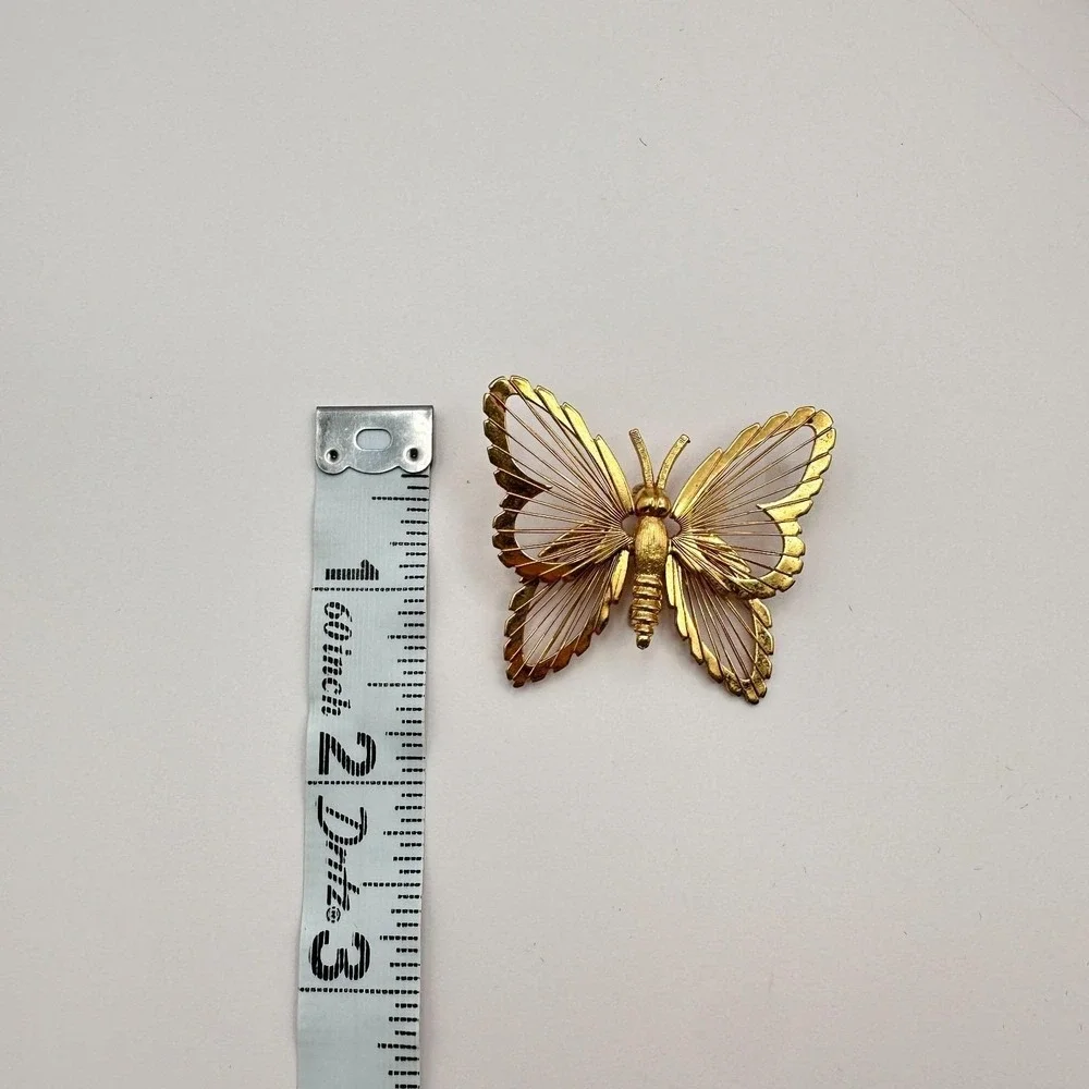 Vintage‎ 80s Gold Tone Wire Mesh Wing Butterfly Brooch Statement Pin Jewelry Y2K